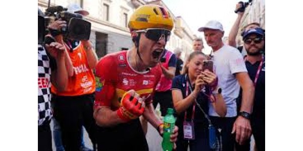 Fredrik Dversnes remporte l'étape Fredrik Dversnes remporte l'étape